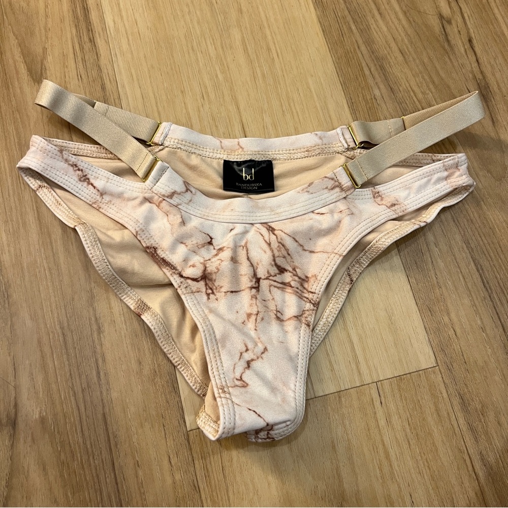 Bandurska Sonia pole bottoms